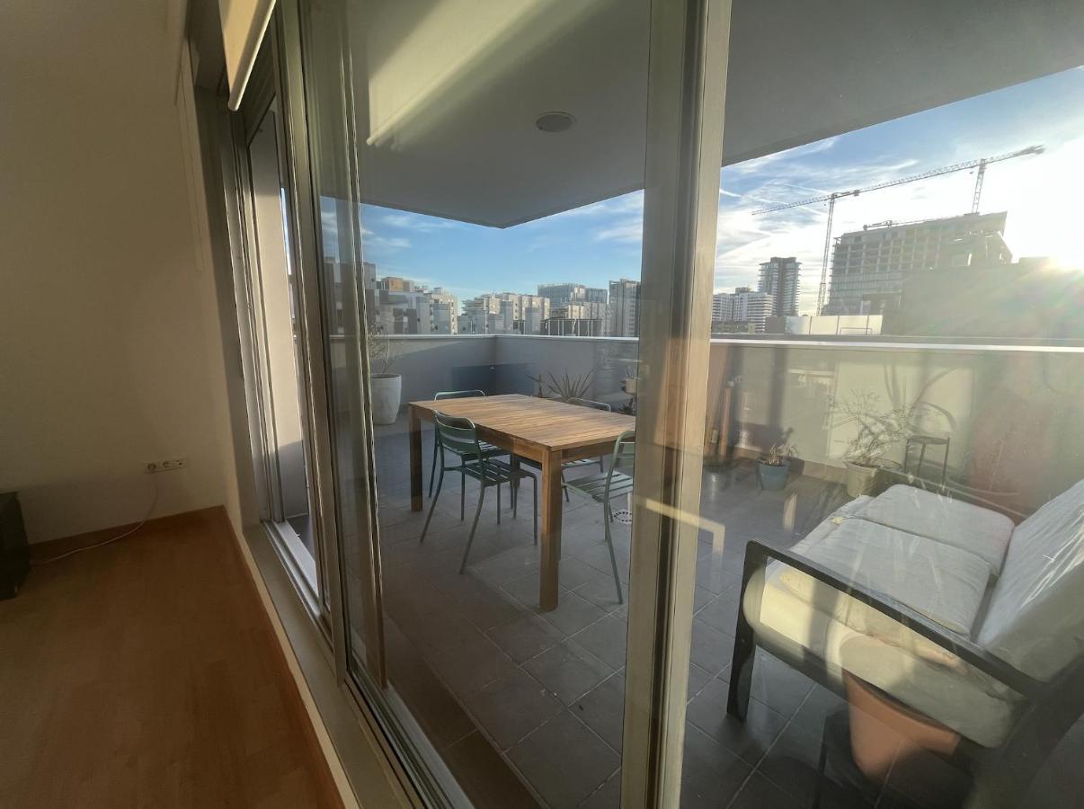 Beach & Culture Barcelona Port Forum Penthouse Apartment Сан-Адриан-де-Бесос Экстерьер фото
