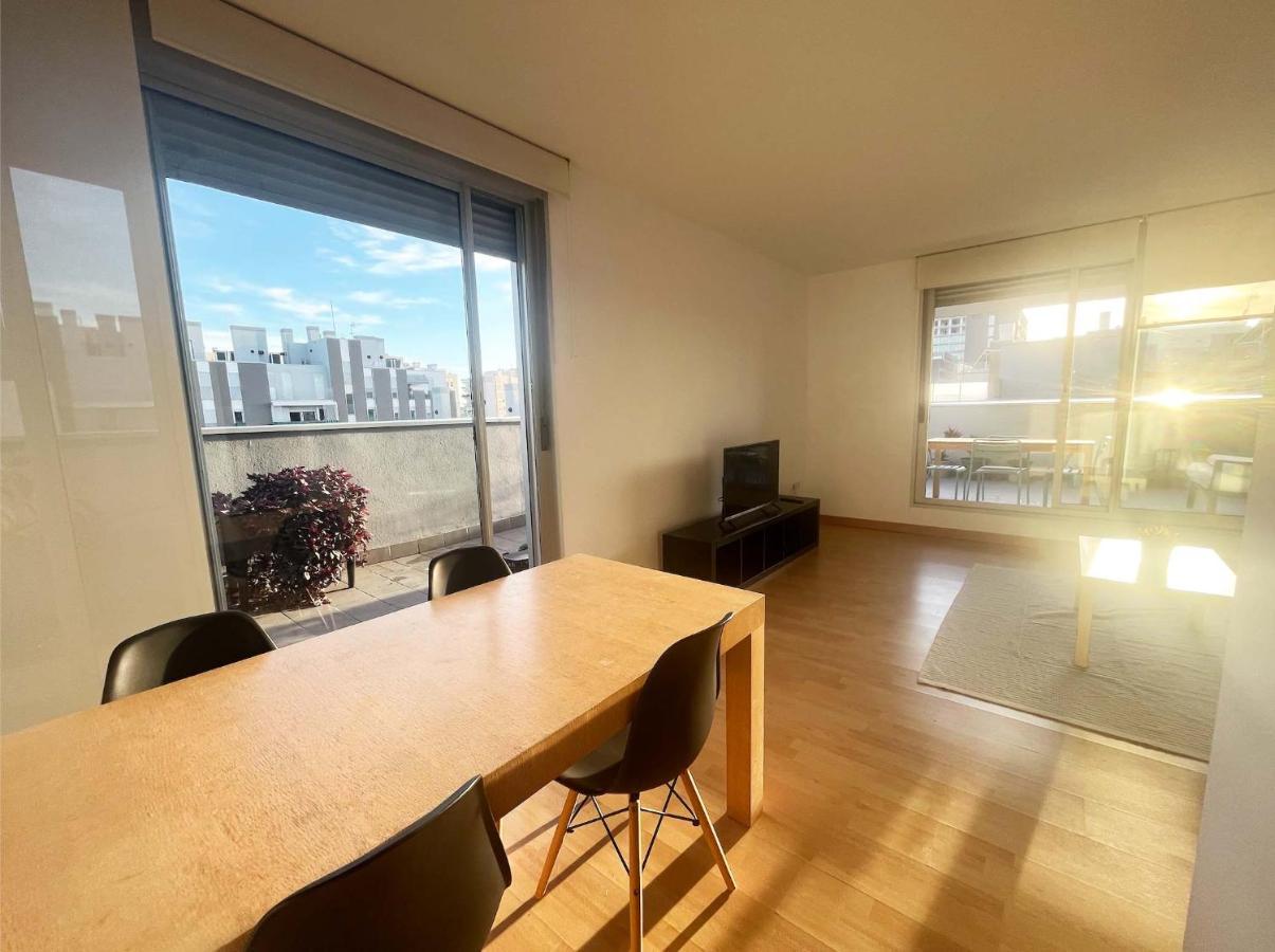 Beach & Culture Barcelona Port Forum Penthouse Apartment Сан-Адриан-де-Бесос Экстерьер фото