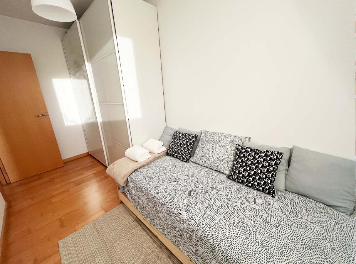 Beach & Culture Barcelona Port Forum Penthouse Apartment Сан-Адриан-де-Бесос Экстерьер фото