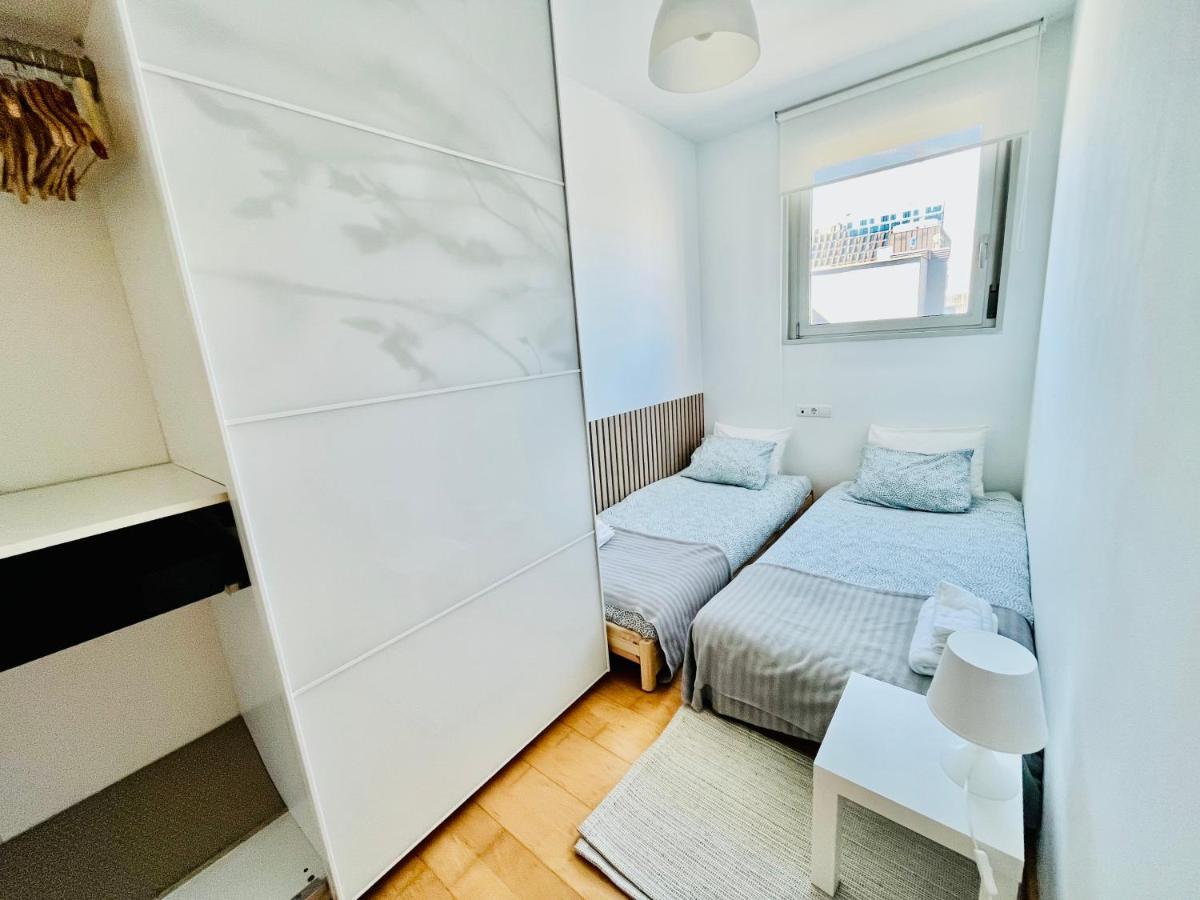 Beach & Culture Barcelona Port Forum Penthouse Apartment Сан-Адриан-де-Бесос Экстерьер фото